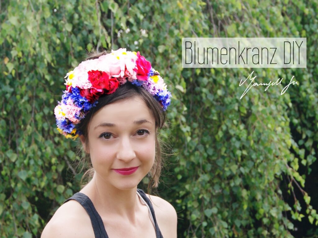 Blumenkranz mit wilden Sommerblumen, DIY, floral wreath with wild summer flowers, Anleitung, Blumenkranz, Sommerblumen, blaue Kornblume, wilde Rosen, Margarite, Blumenkranz binden, Tutorial