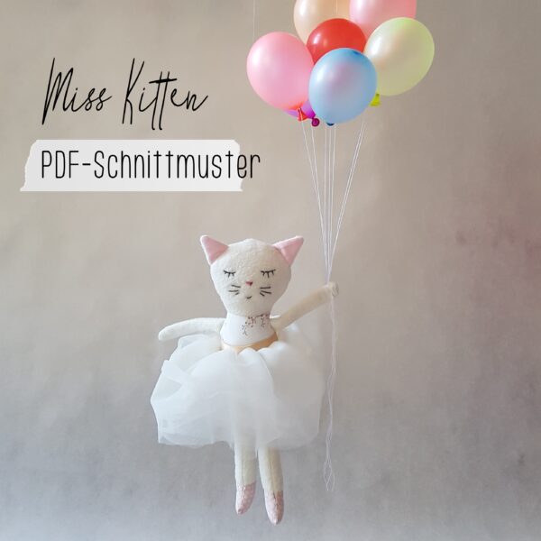 PDF-Schnittmuster Stoffkatze Miss Kitten von Mamsell Su. Die kleine Stoffpuppe im Ballerinarock kommt mit einer Schritt für Schritt Nähanleitung in deutsch und englisch. Auch für Nähanfänger geeignet.